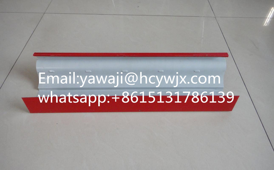 Cr12 Steel Hydraulic Cutting Gutter Roll Forming Machine With PLC Control
