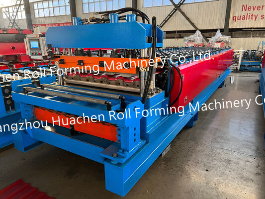 Automatic fully-automated corrugator for colored iron sheet wall panels of house buildings
